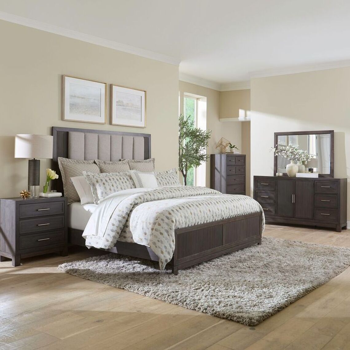 313 - 5pc Bedroom Set Queen, King Only **NEW ARRIVAL**