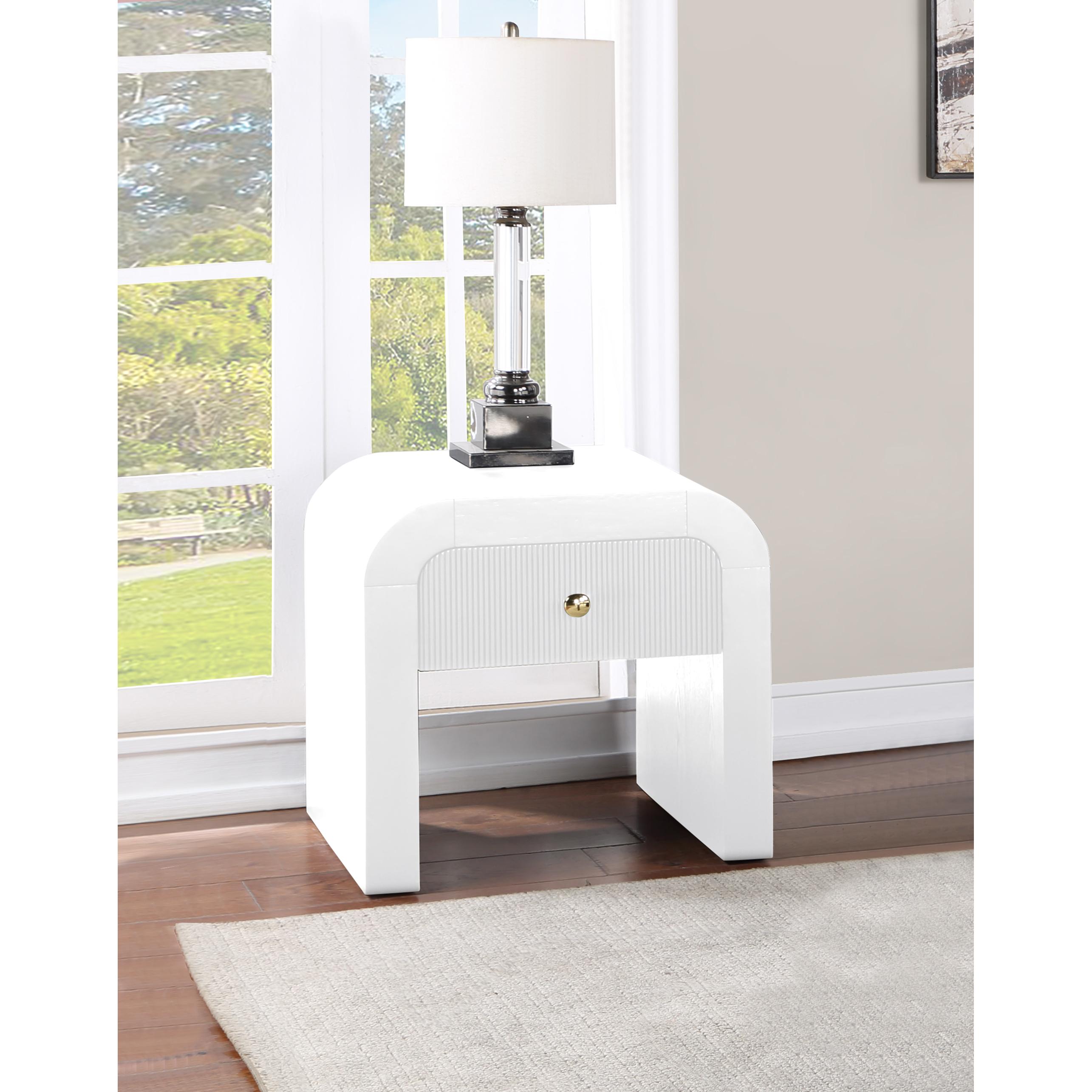 Meridian Artisto White End Table