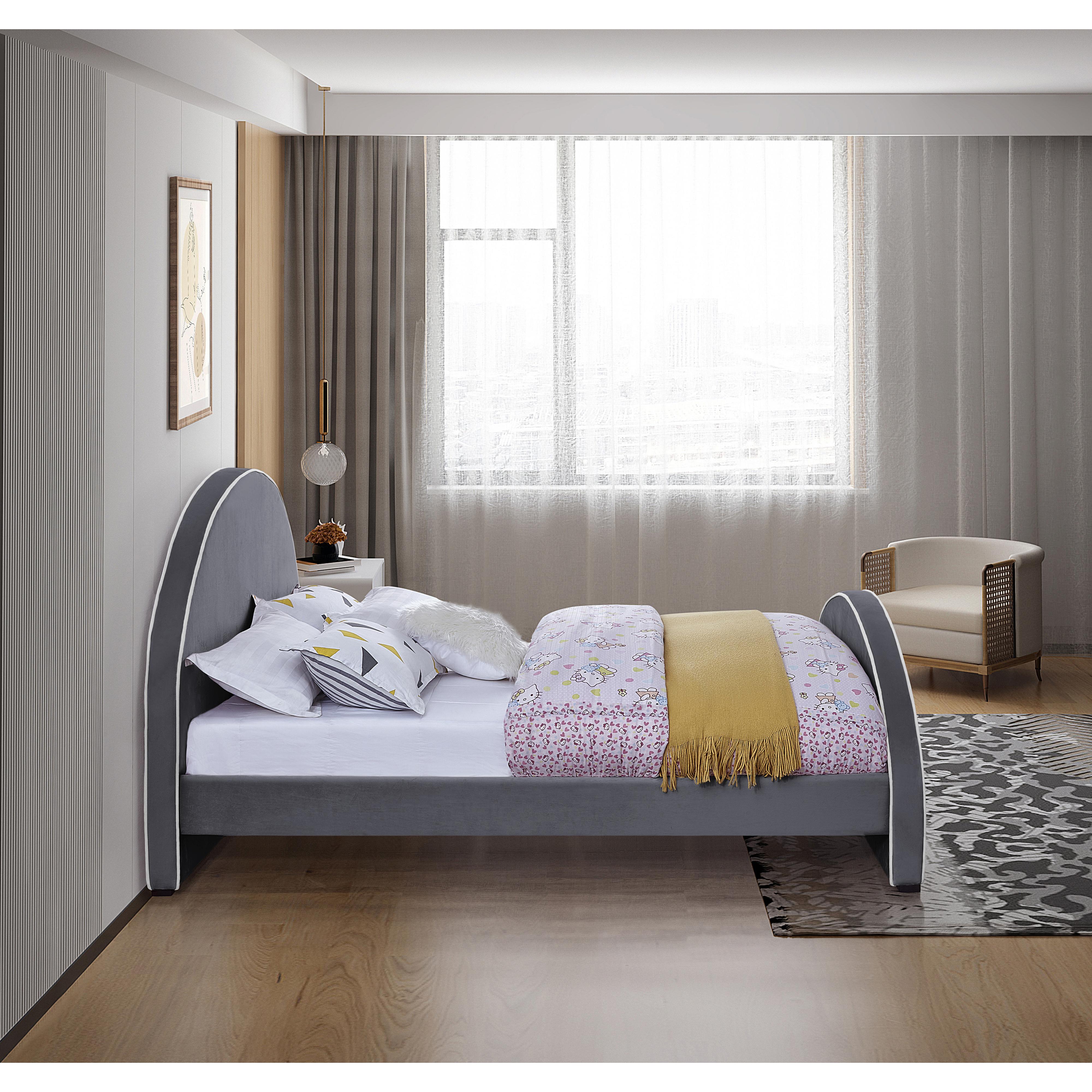 Meridian Brody Grey Velvet Full Bed