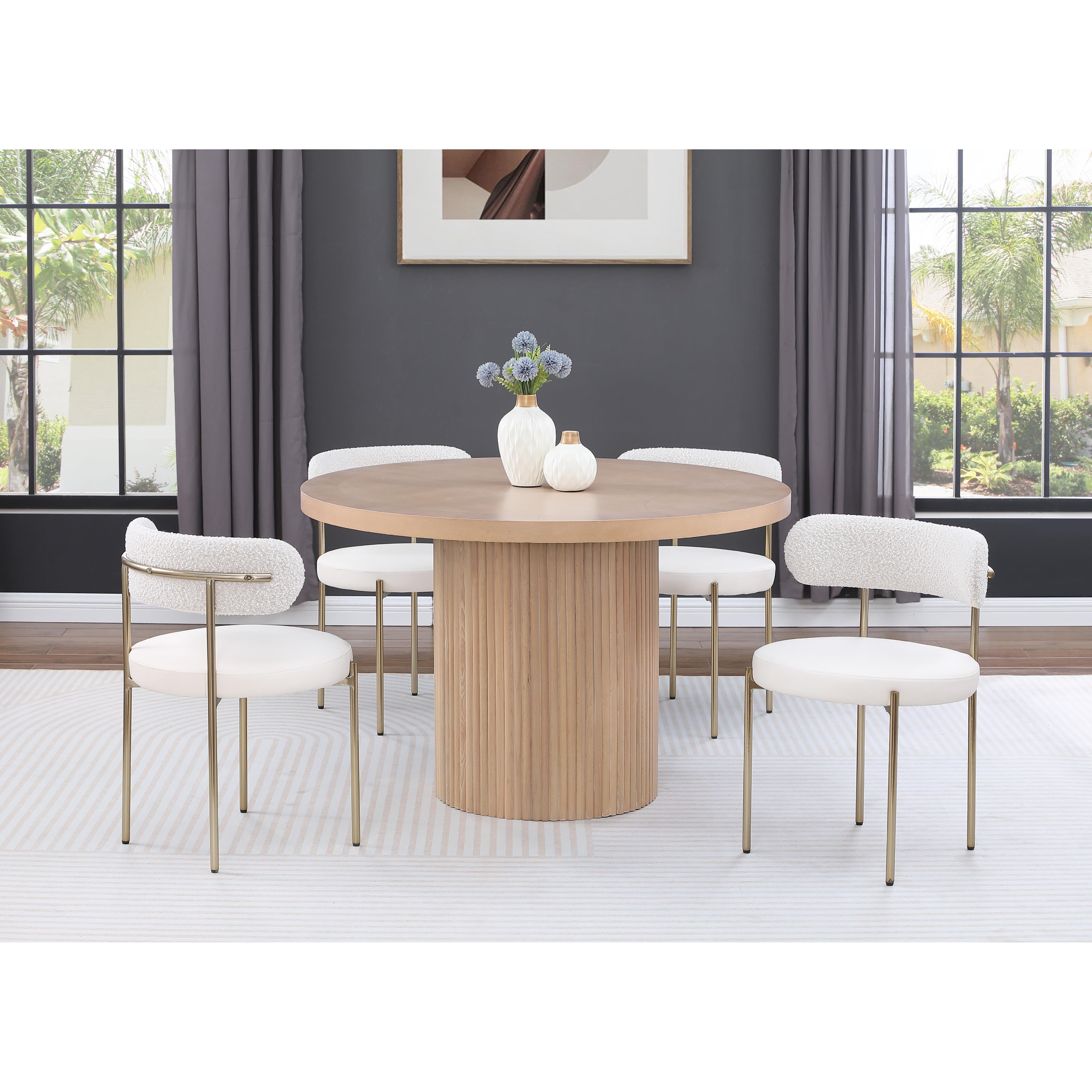 Meridian Belinda Natural Oak Veneer Dining Table