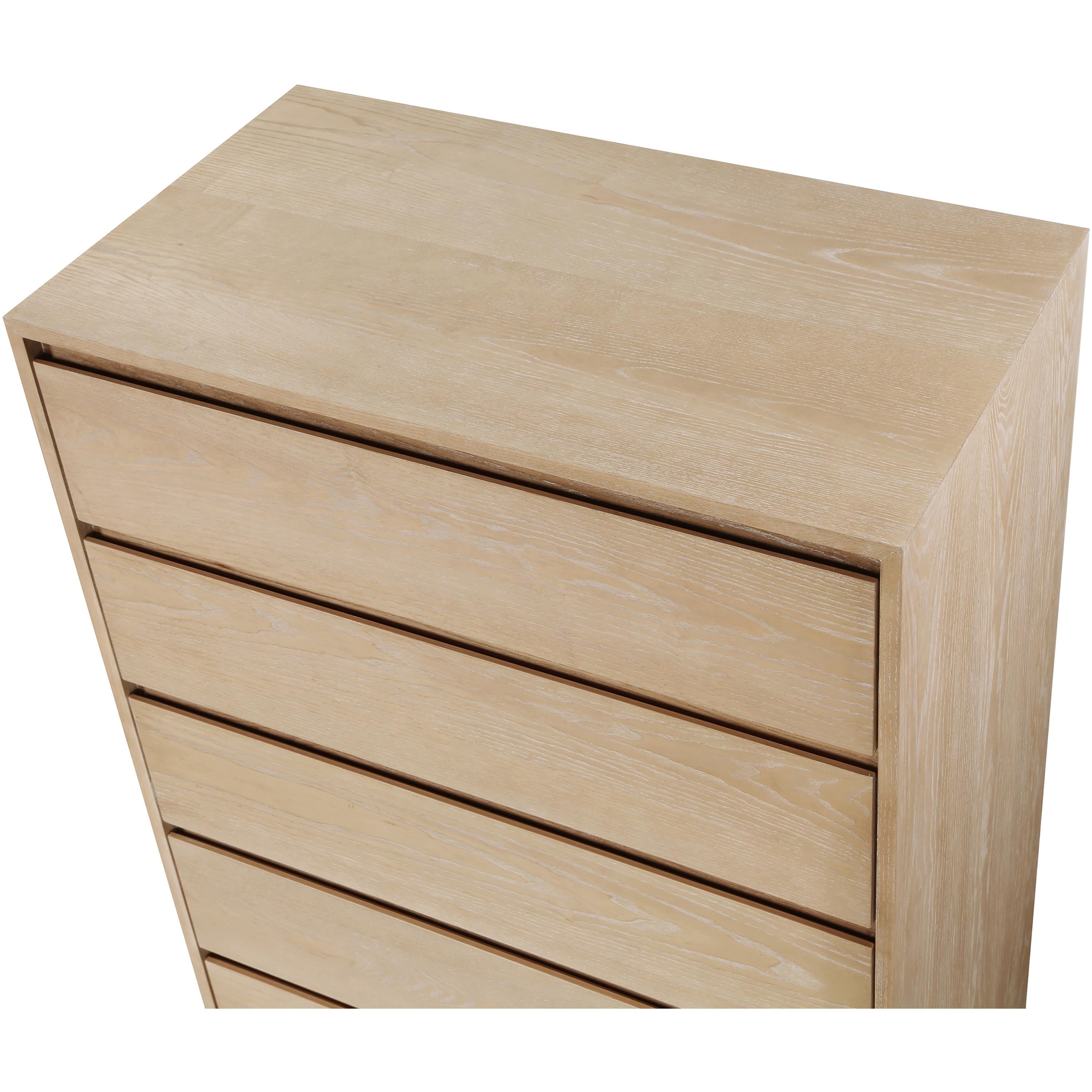 Meridian Kent Natural Chest