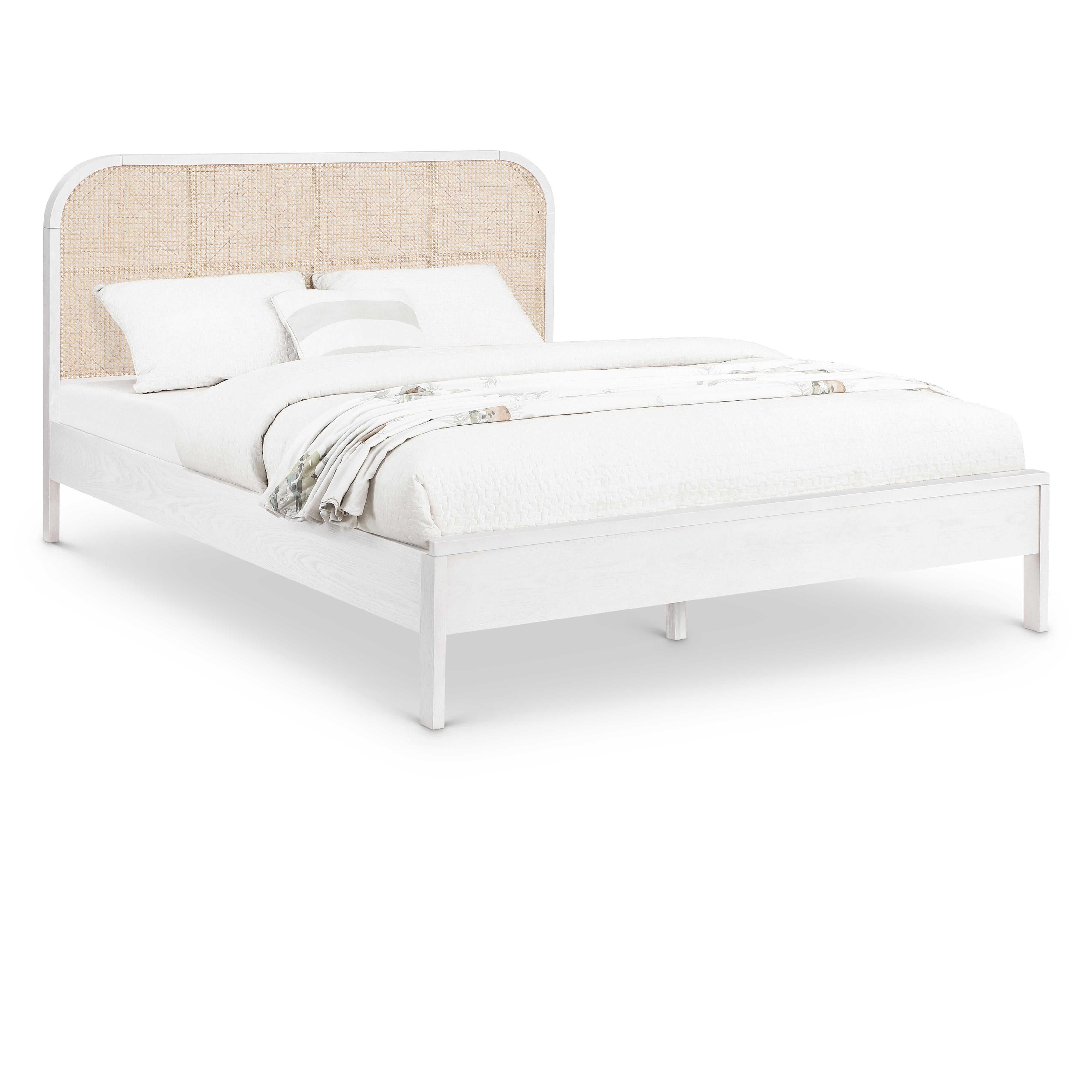 Meridian Siena White Ash Wood Full Bed (3 Boxes)