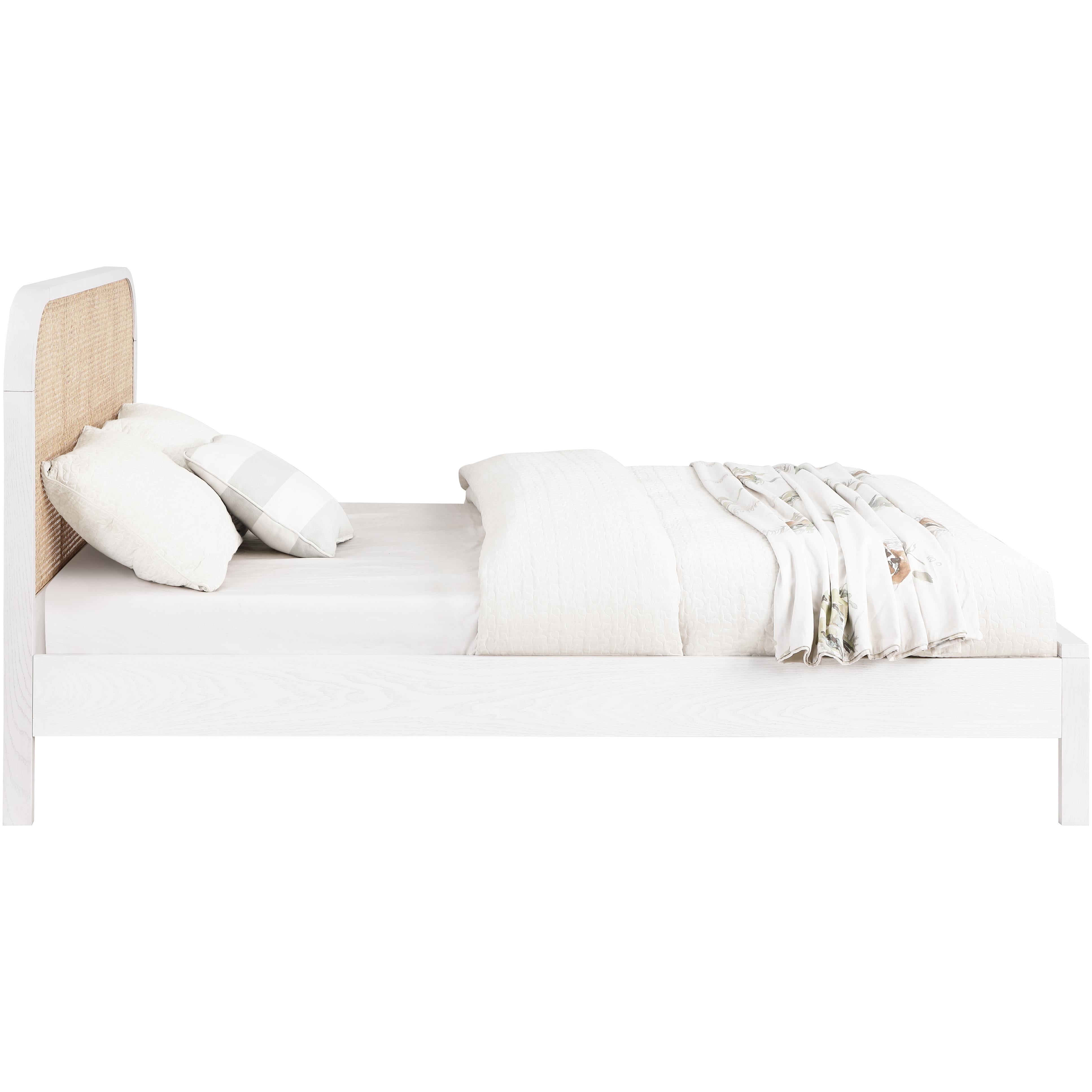 Meridian Siena White Ash Wood Full Bed (3 Boxes)