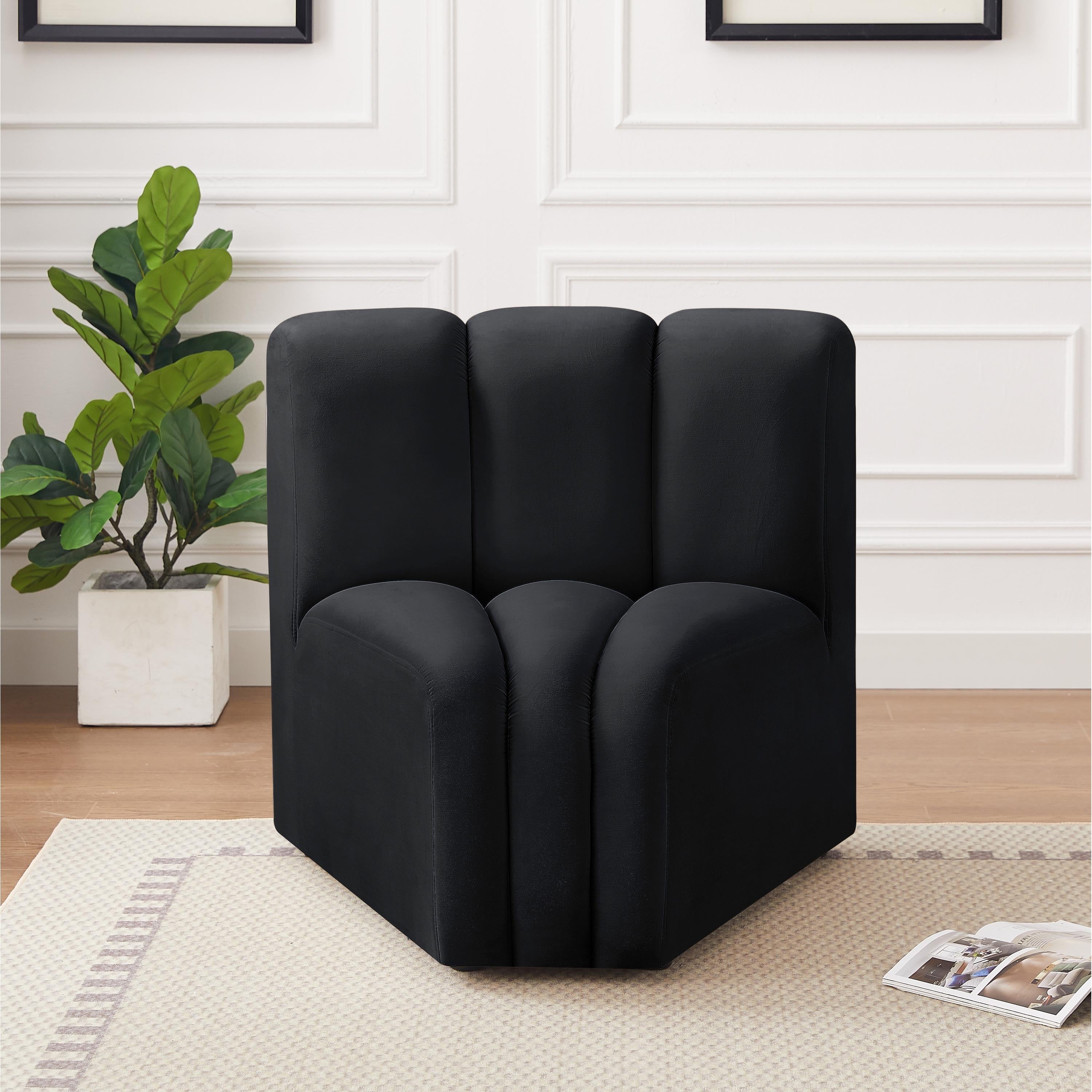 Meridian Arc Black Velvet Curved Corner