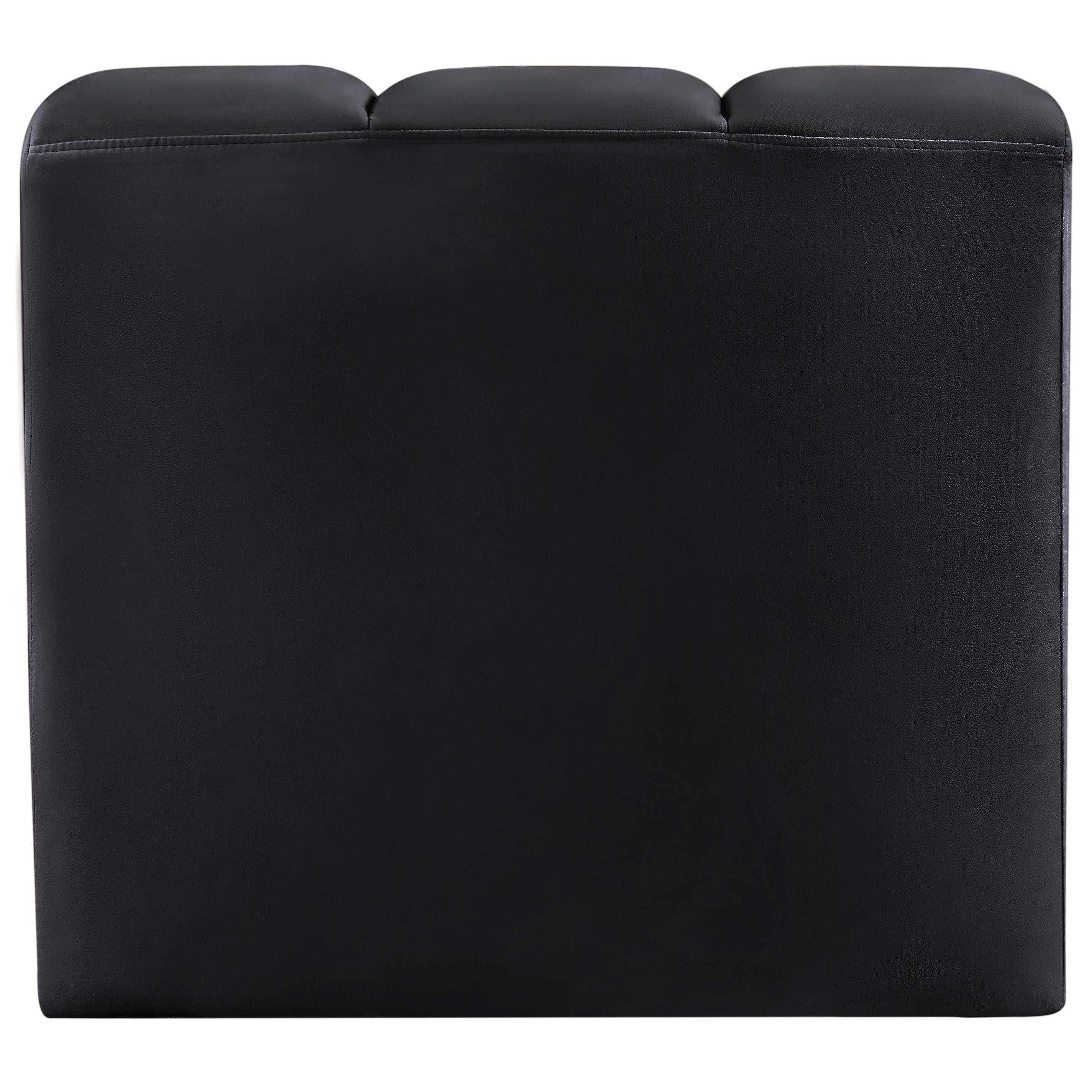 Meridian Arc Black Velvet Curved Corner