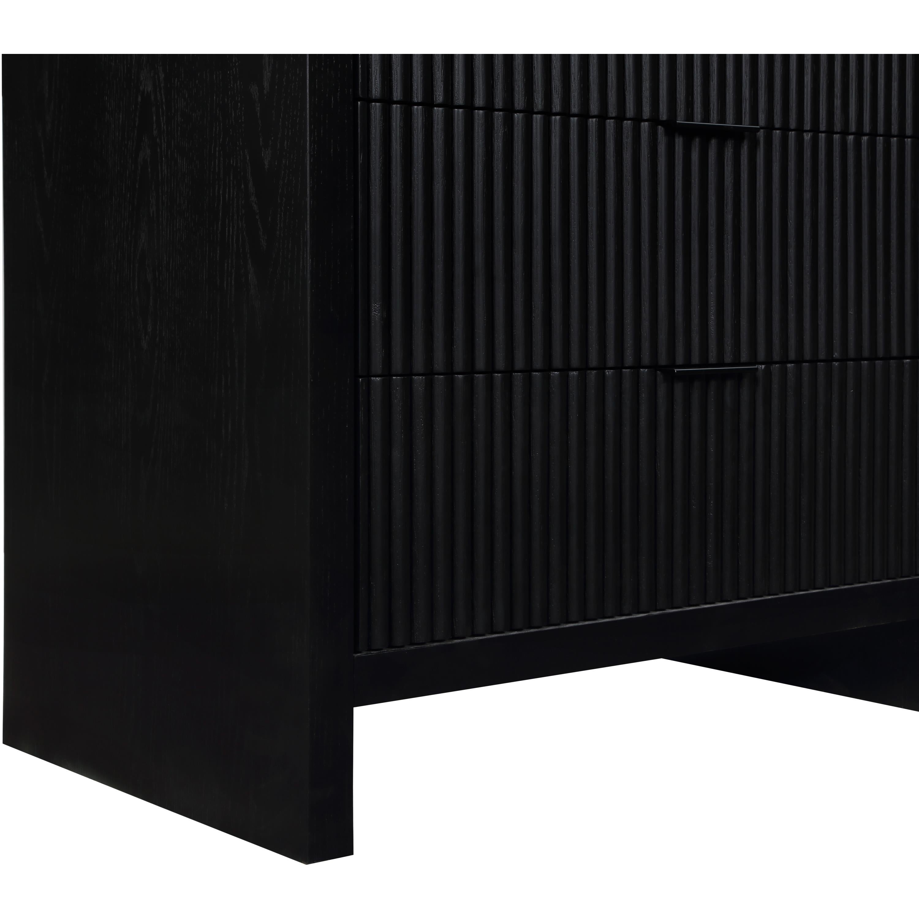 Meridian Fairfax Black Chest