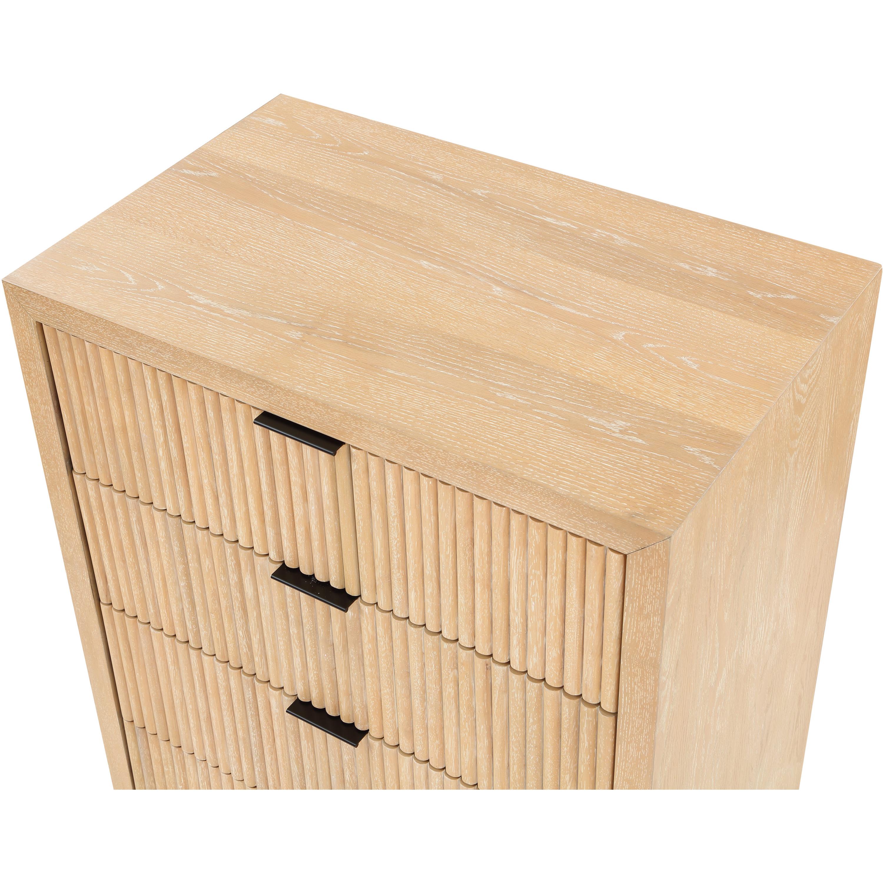 Meridian Fairfax Natural Chest