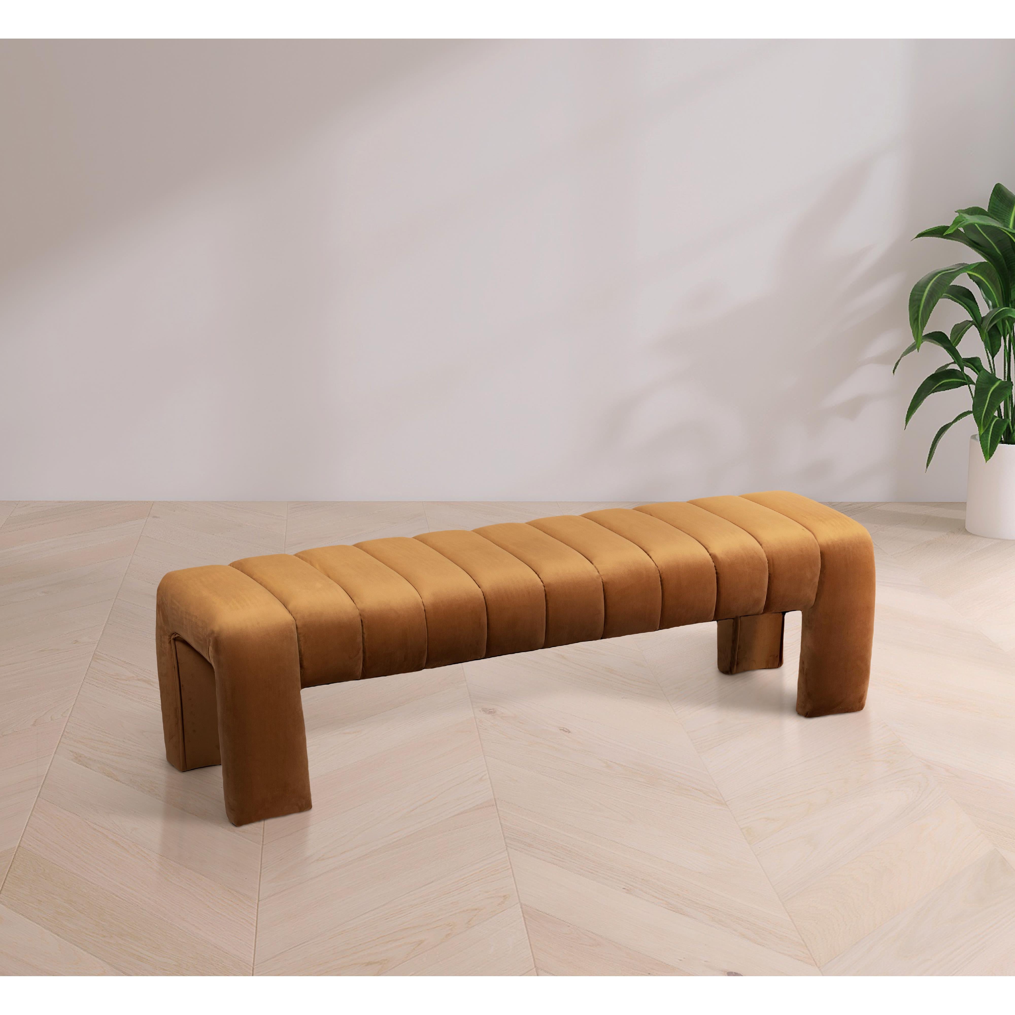 Meridian Andaz Saddle Bench