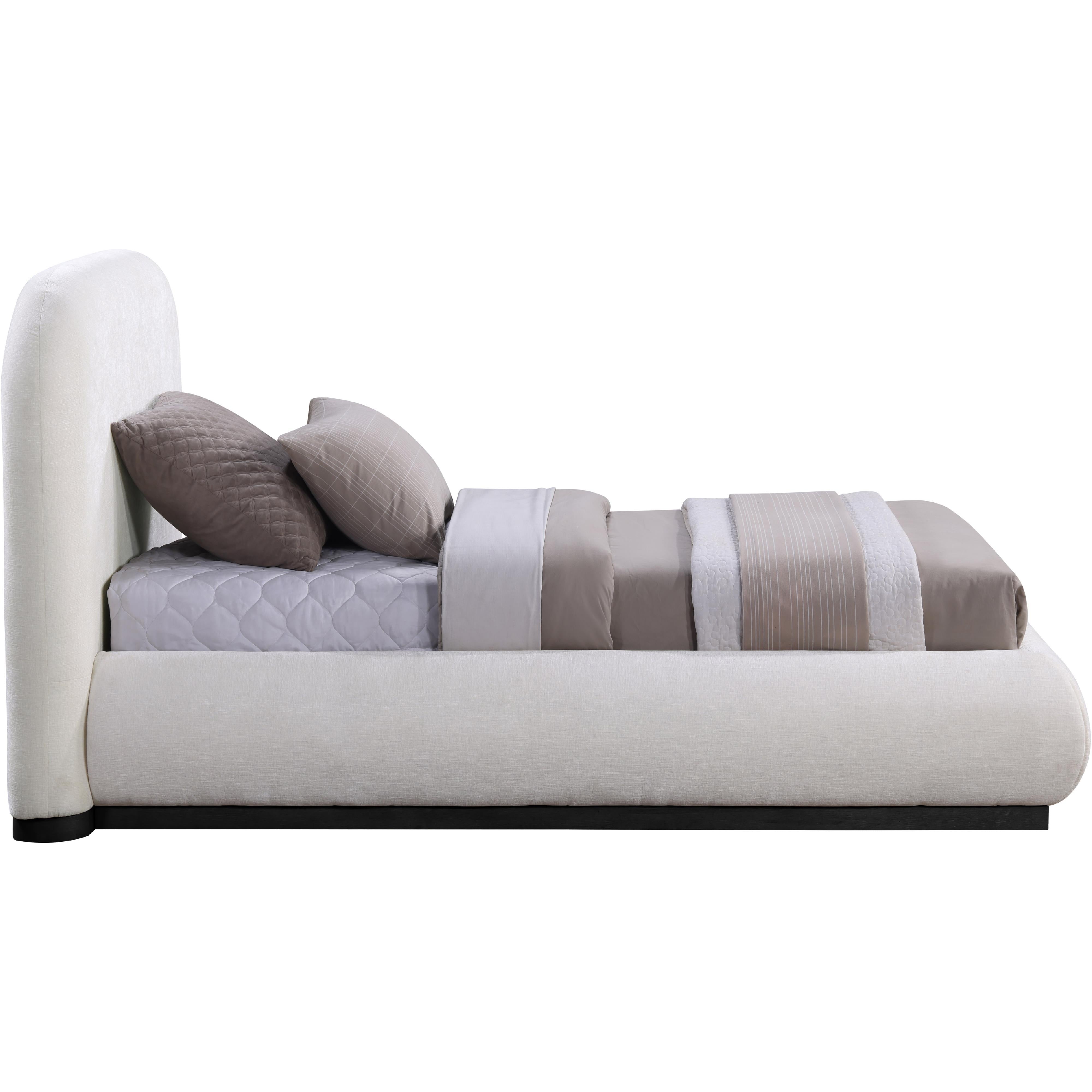 Meridian Vaughn Cream Twin Bed