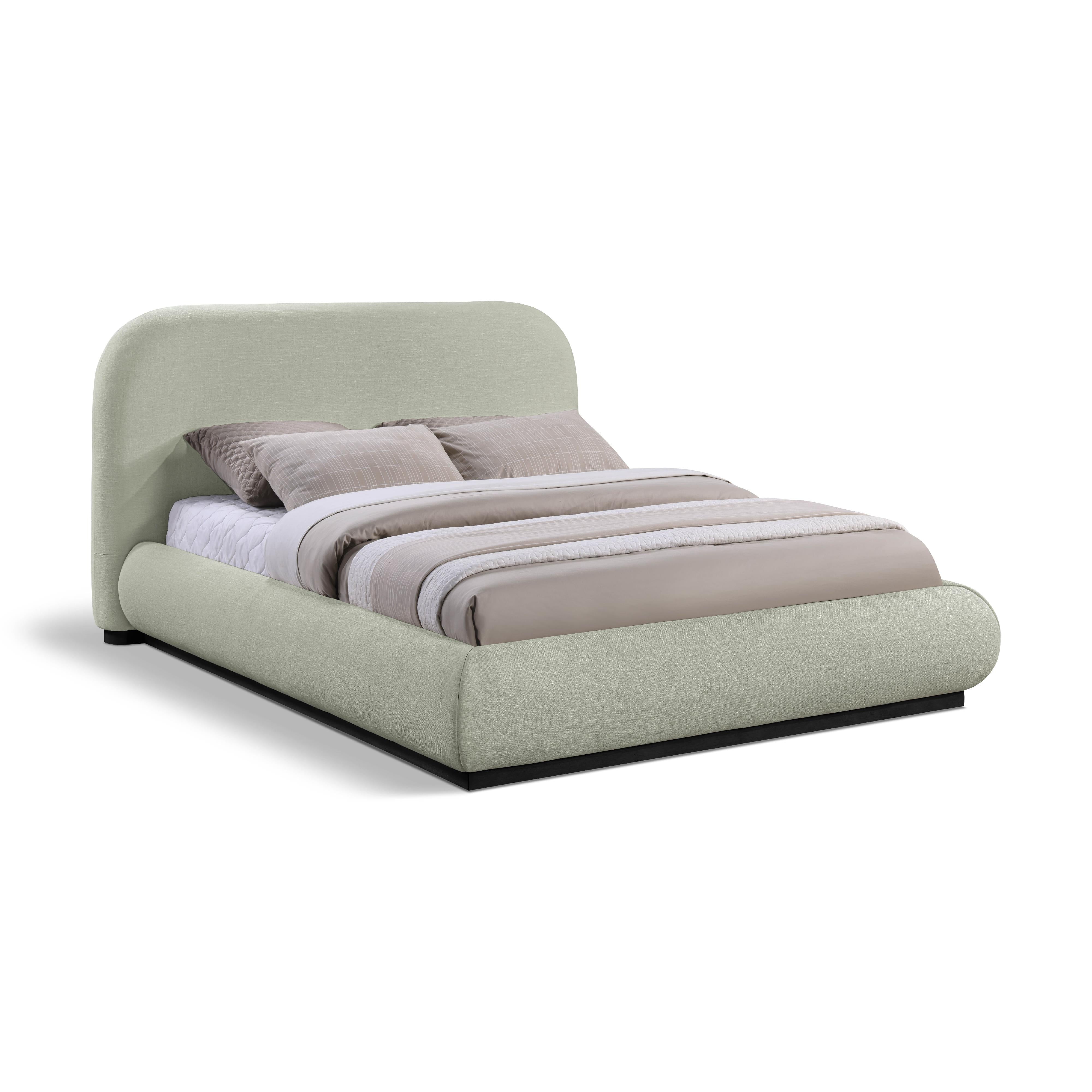 Meridian Vaughn Mint Full Bed